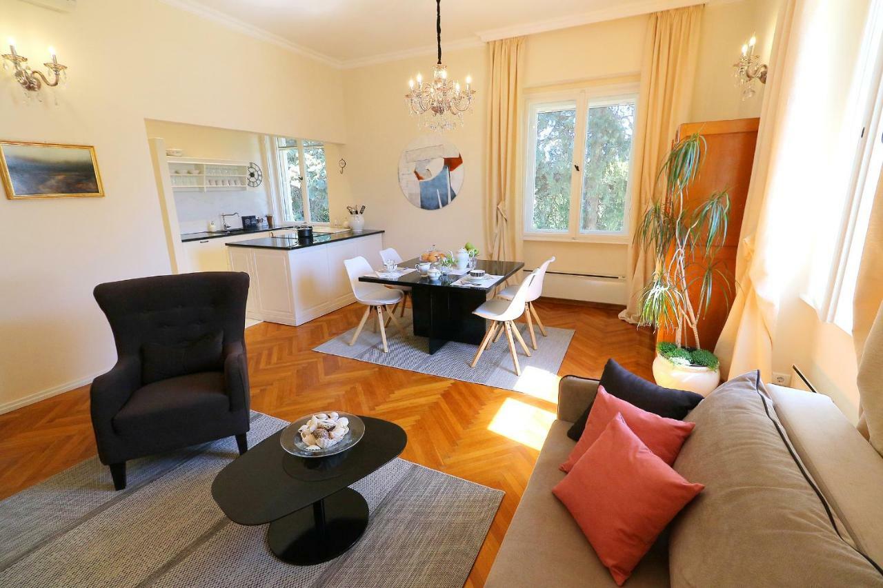Apartment Miramare On The Beach 스플리트 외부 사진